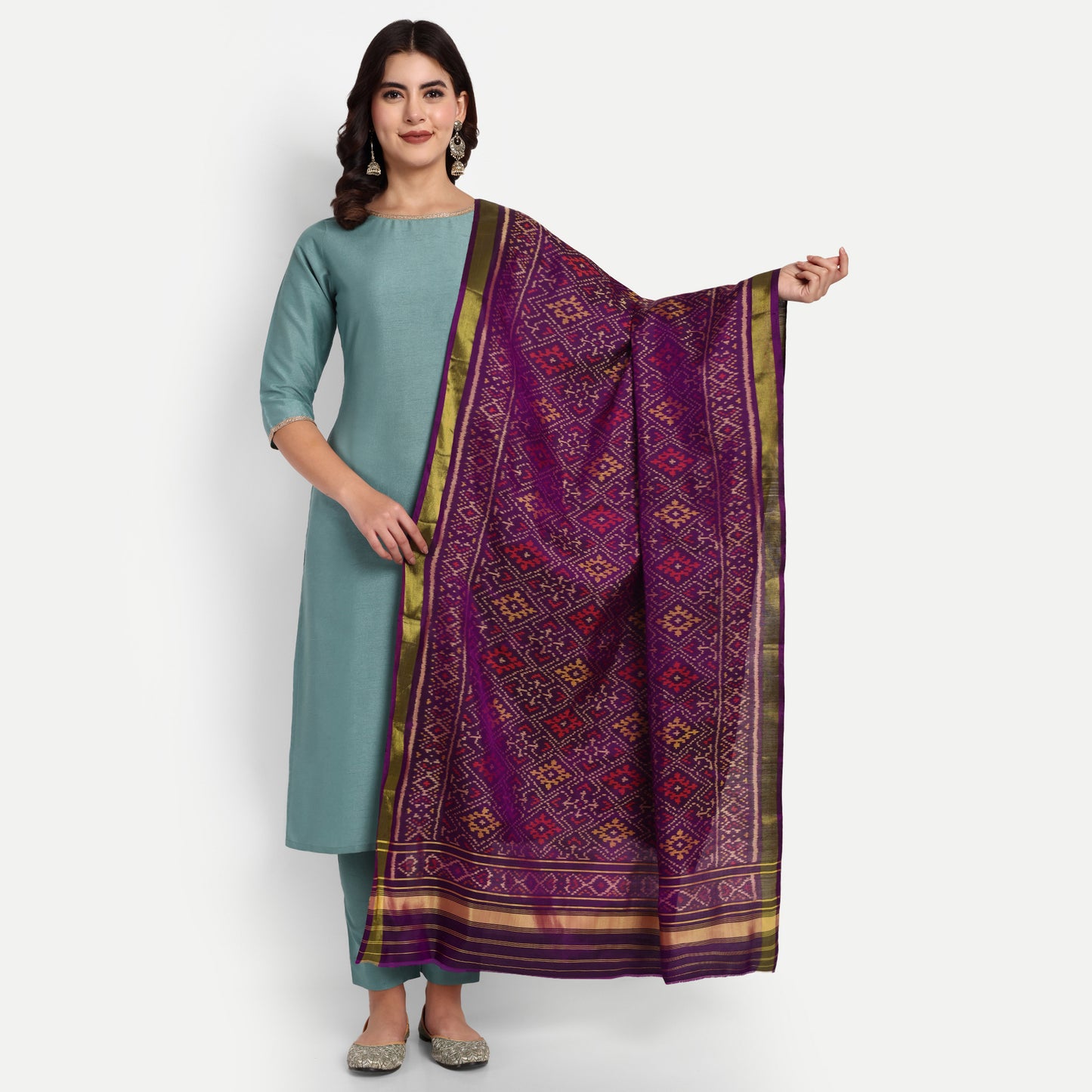 Magenta patola silk single ikat dupatta