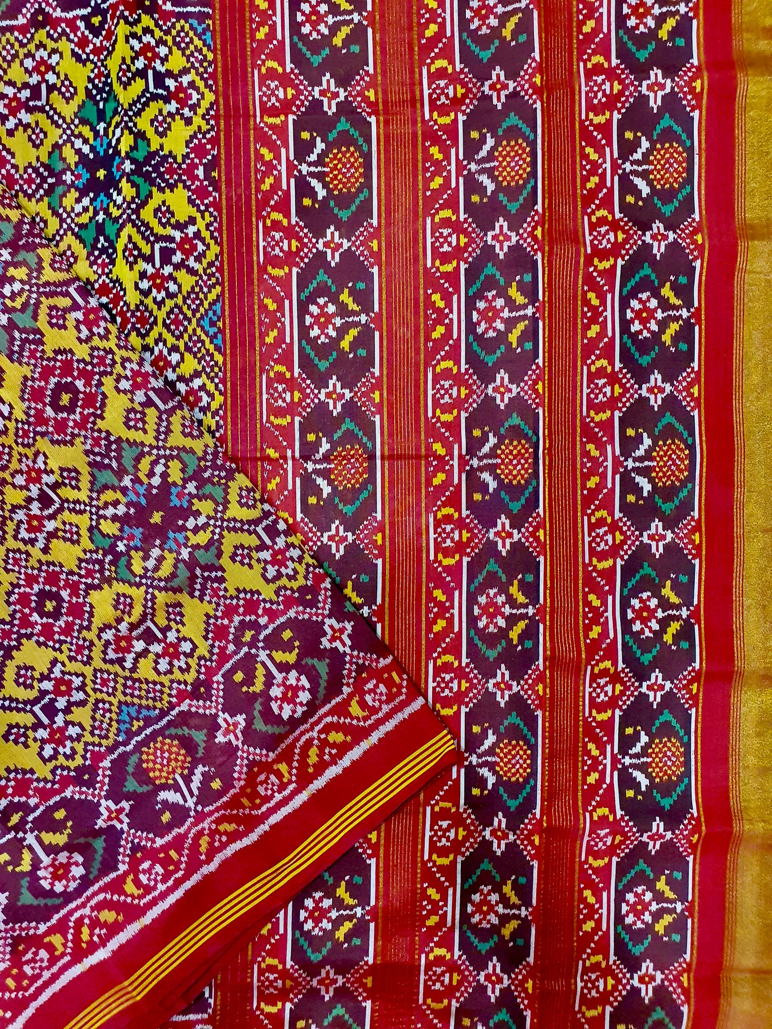 Semi Double ikat Patola saree