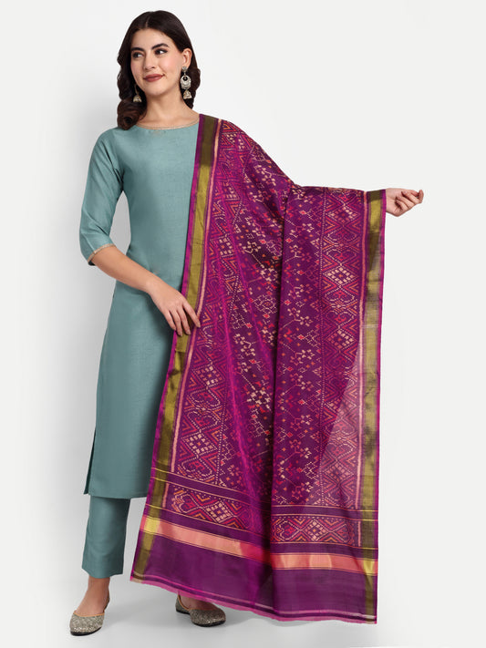 Magenta Navratan patola silk single ikat dupatta